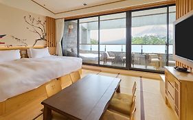 雲ノ上富士ホテル